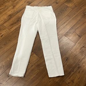 Gloria Vanderbilt white jeans